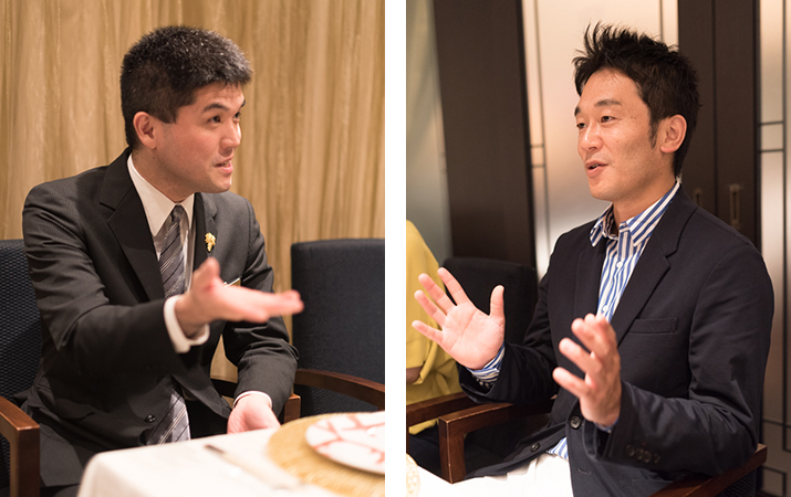 インタビューの様子