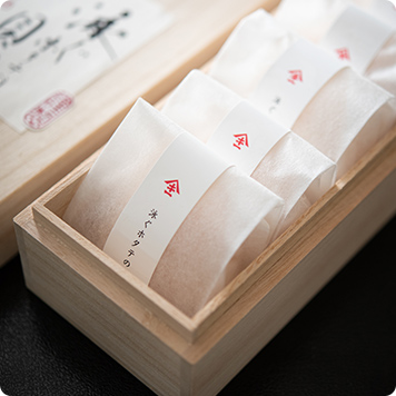 【冷凍】珠玉のホタテ『桐箱ギフト』