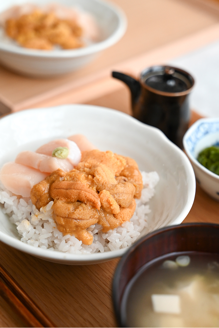 うにホタテの食卓